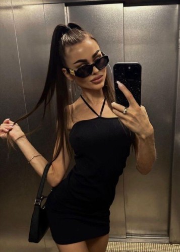 Анжела, Г. Морозовск